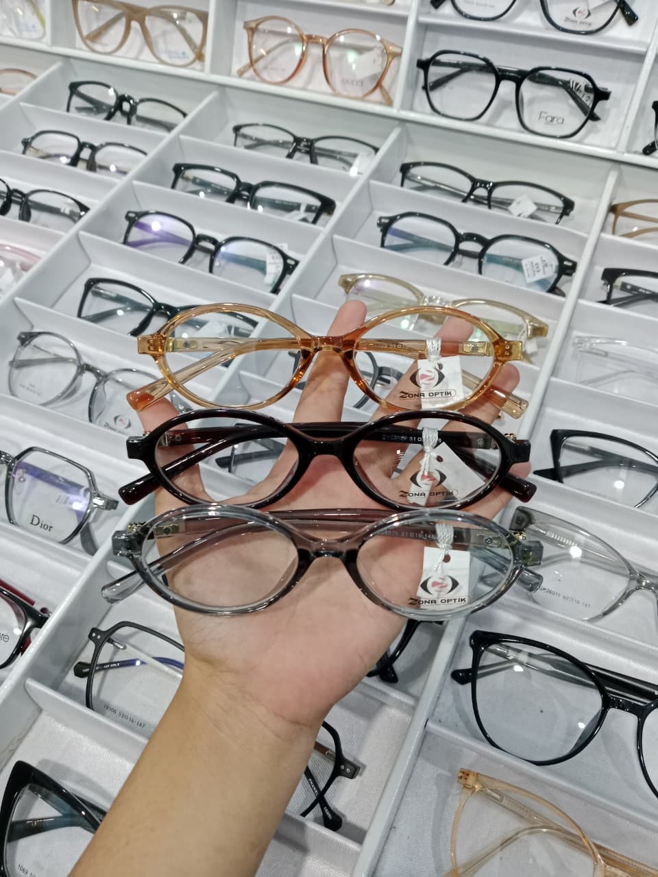 ZONA OPTIK